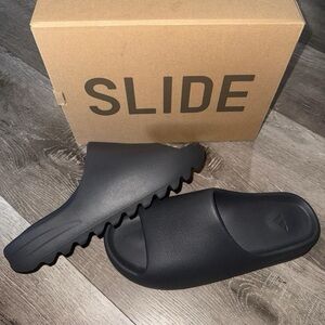 Yeezy Black Slide Sandals NWT